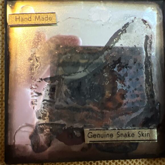 1940'S Vintage Dorette Gold Snakeskin Powder Compact Original Tags, Puff & Box - Picture 7 of 16